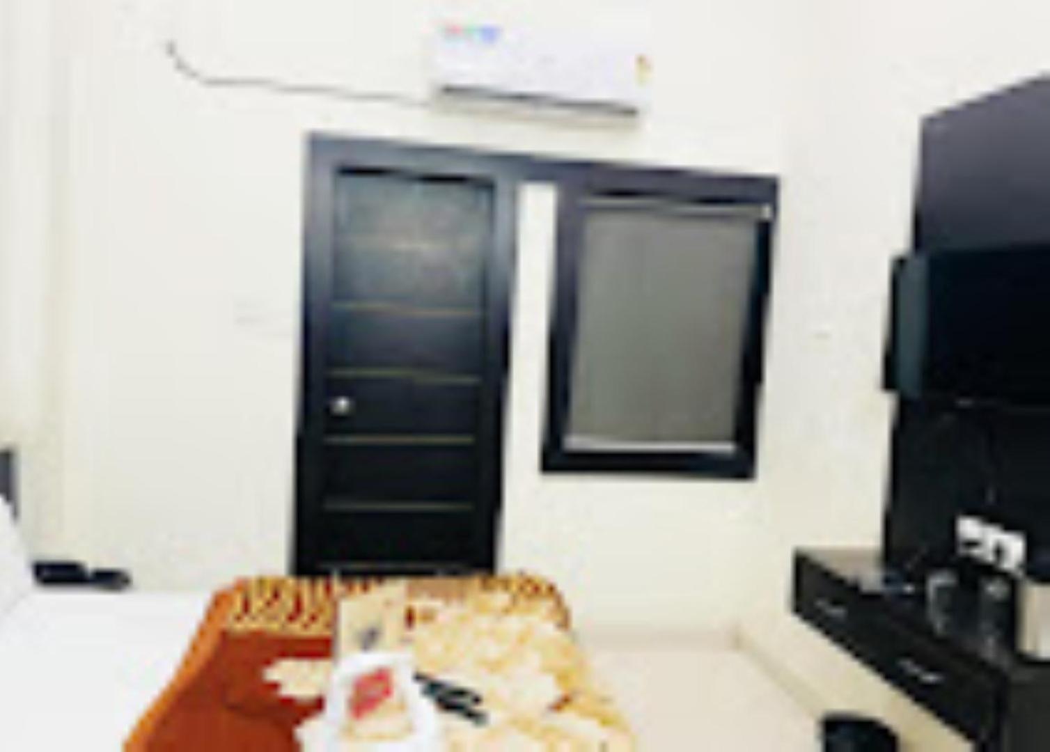Hotel Mahabir Inn Mathura Exterior photo